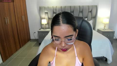 alana  online show from 06/01/26, 07:04