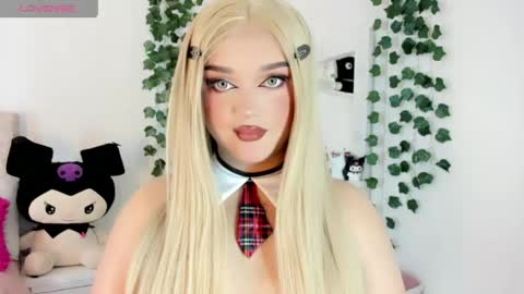 Snapshot of alana_muller_ chatting on 06/10/26, 12:22 Alana Muller online show from 06/10/26, 12:22
