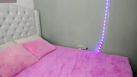 Alana. online show from 01/09/25, 01:18