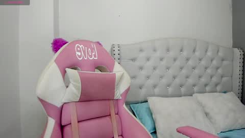 Alana. online show from 01/31/25, 02:48