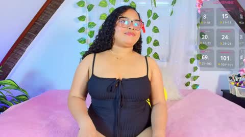 Snapshot of alanaa_gomezz chatting on 05/15/26, 06:48 Alana Gmez online show from 05/15/26, 06:48