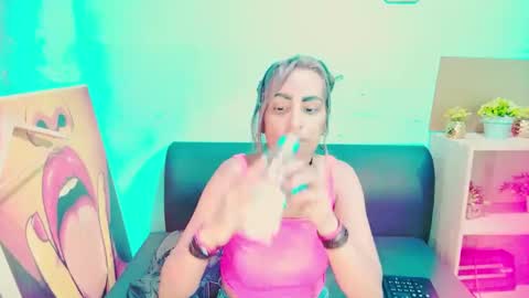 alanadelray online show from 12/07/24, 11:07