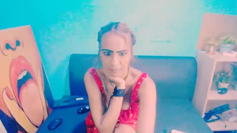 alanadelray online show from 01/10/25, 08:51