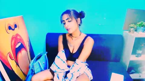 alanadelray online show from 01/14/25, 11:10