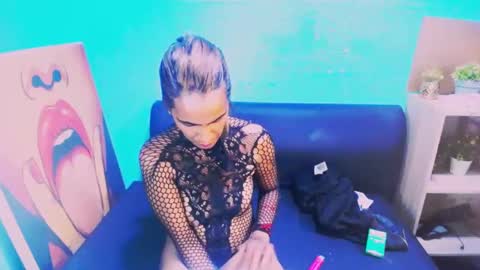 alanadelray online show from 02/03/25, 02:13