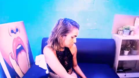 alanadelray online show from 02/08/25, 10:39