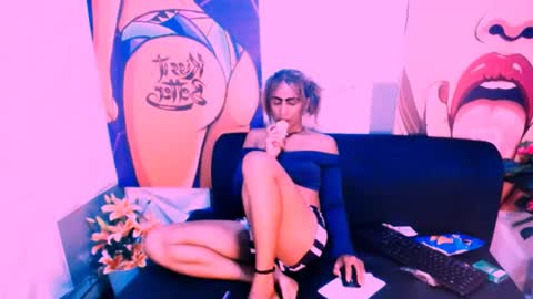 alanadelray online show from 02/23/25, 05:18