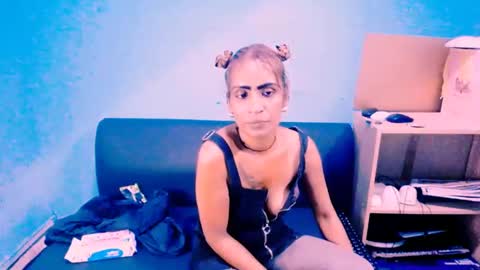 alanadelray online show from 02/28/25, 11:14