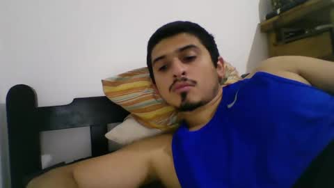 Snapshot of alanargenttt25 chatting on 11/17/25, 04:13 alanargenttt25 online show from 11/17/25, 04:13