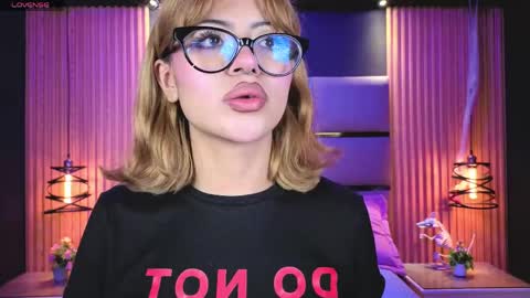 Sasha online show from 04/15/26, 11:28