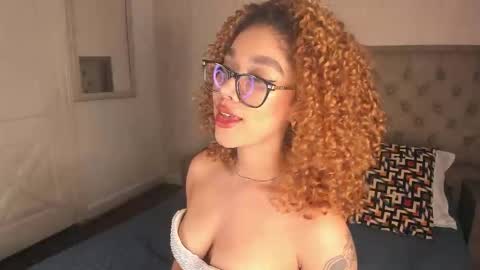 Snapshot of alanaxbrown chatting on 03/05/26, 12:12 Tell me Alana online show from 03/05/26, 12:12