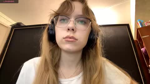 Stella online show from 10/13/25, 02:39