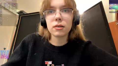 Stella online show from 10/18/25, 01:56