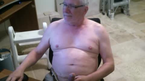 Snapshot of alanlee10allen chatting on 05/07/26, 04:45 Alanlee10allen online show from 05/07/26, 04:45
