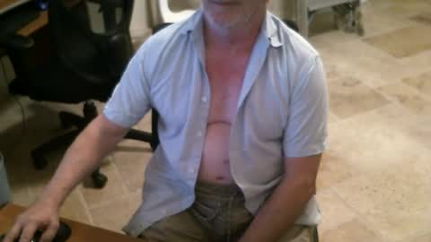 Snapshot of alanlee10allen chatting on 06/27/26, 04:12 Alanlee10allen online show from 06/27/26, 04:12