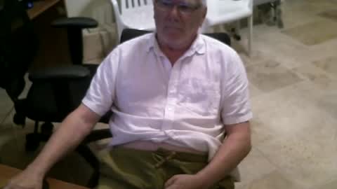 Snapshot of alanlee10allen chatting on 07/09/26, 12:42 Alanlee10allen online show from 07/09/26, 12:42