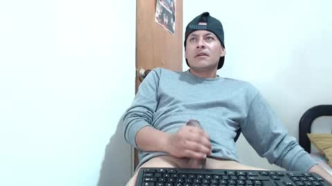 Snapshot of alann_snow chatting on 12/20/24, 11:58 Alann online show from 12/20/24, 11:58