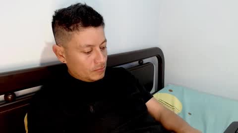 Snapshot of alann_snow chatting on 02/05/25, 11:55 Alann online show from 02/05/25, 11:55