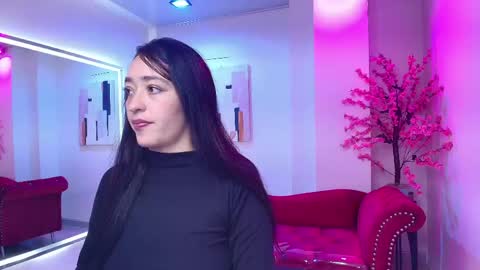 Alanna  online show from 04/17/26, 04:04