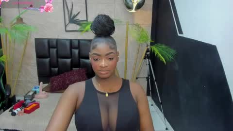 Snapshot of alanna_bonny chatting on 05/21/26, 12:34 Alanna online show from 05/21/26, 12:34