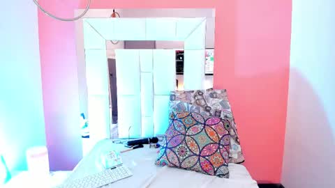 Ana online show from 03/07/25, 10:43