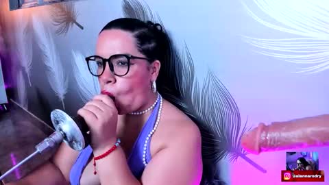 alana silver online show from 09/15/25, 10:43