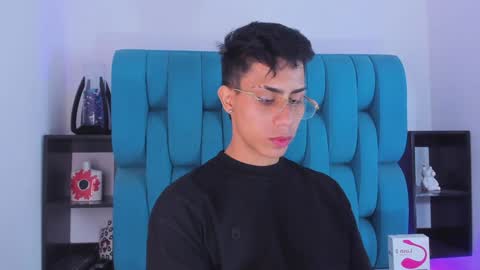 alannaughty_ online show from 01/12/25, 10:22