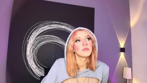 Snapshot of alannaviera chatting on 05/11/26, 02:45 Alanna online show from 05/11/26, 02:45