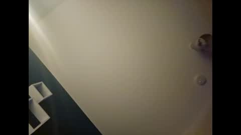 alannovak8 online show from 11/16/25, 10:15