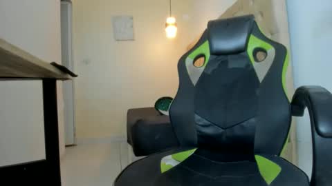 alantrickz365 online show from 11/10/25, 10:25