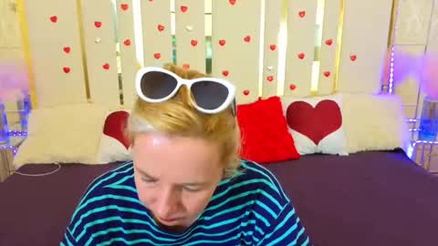 Snapshot of alaska_si chatting on 03/09/26, 06:39 alaska_si online show from 03/09/26, 06:39