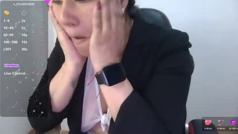 alba_toro535670 online show from 01/17/25, 11:38