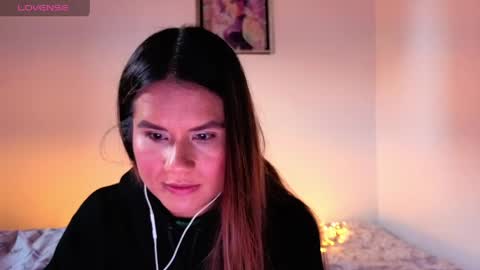 alba_toro535670 online show from 04/21/26, 12:22