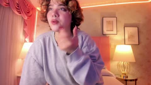 Snapshot of albaandthayron chatting on 01/30/25, 12:06 albaandthayron online show from 01/30/25, 12:06