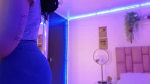 albaandthayron online show from 11/06/25, 12:06