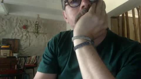 Snapshot of albandant chatting on 06/30/26, 08:04 albandant online show from 06/30/26, 08:04