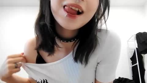 Im Katrina online show from 10/12/25, 09:19