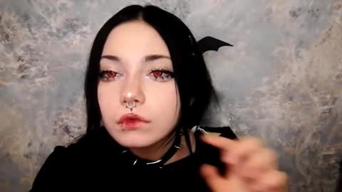 Im Katrina online show from 10/26/25, 06:36