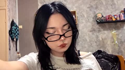 Im Katrina online show from 11/07/25, 03:23