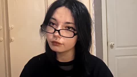 Im Katrina online show from 11/26/25, 05:03