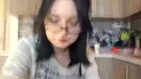 Im Katrina online show from 02/19/26, 07:04