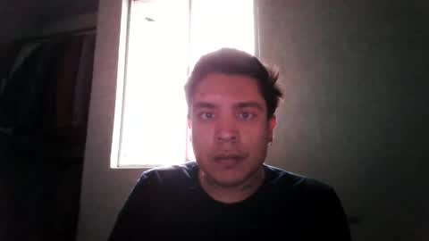 Snapshot of albertoarenas16 chatting on 04/07/26, 11:04 albertoarenas16 online show from 04/07/26, 11:04