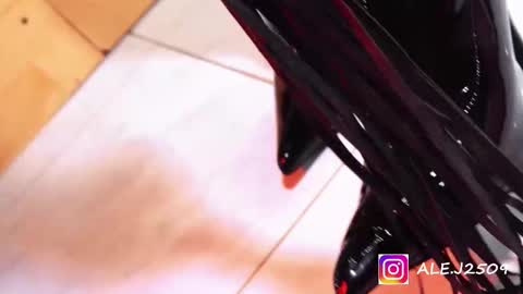 Ale online show from 12/19/25, 11:50