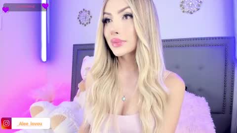 ALE LOVE online show from 09/30/25, 12:37