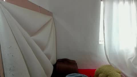 Snapshot of ale_noah_xxx chatting on 08/01/26, 09:25 ale_noah_xxx online show from 08/01/26, 09:25