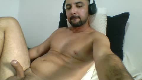 Snapshot of ale_padawan chatting on 06/25/26, 04:44 ale online show from 06/25/26, 04:44