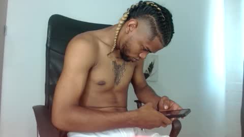 ale_squirt333 online show from 02/13/26, 02:24