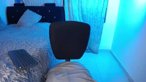   online show from 02/27/25, 07:12