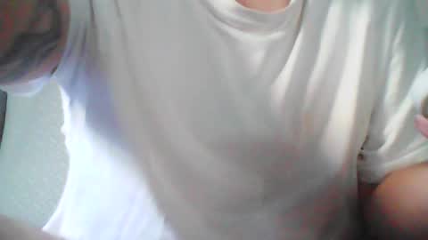 Snapshot of aleeexxxx4u chatting on 06/15/26, 08:38 aleeexxxx4u online show from 06/15/26, 08:38