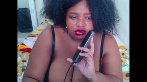 Snapshot of aleeinvein1 chatting on 06/23/26, 05:22 aleeinvein1 online show from 06/23/26, 05:22